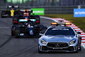 F1: De miért kellett a biztonsági autó?