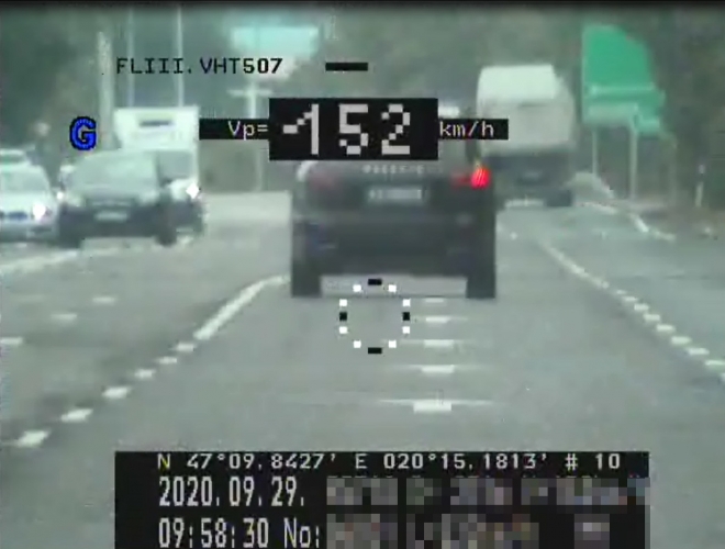 Két kilométeren belül kétszer mértek be egy gyorshajtót a 4-es úton 2 | Vezess Két kilométeren belül kétszer mértek be egy gyorshajtót a 4-es úton 2