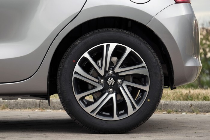 Gyengébb, de zöldebb, takarékosabb az új Suzuki Swift 52 Gyengébb, de zöldebb, takarékosabb az új Suzuki Swift 52