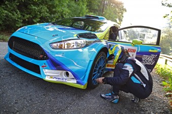 Esőben, esőgumi nélkül? Előfordulhat