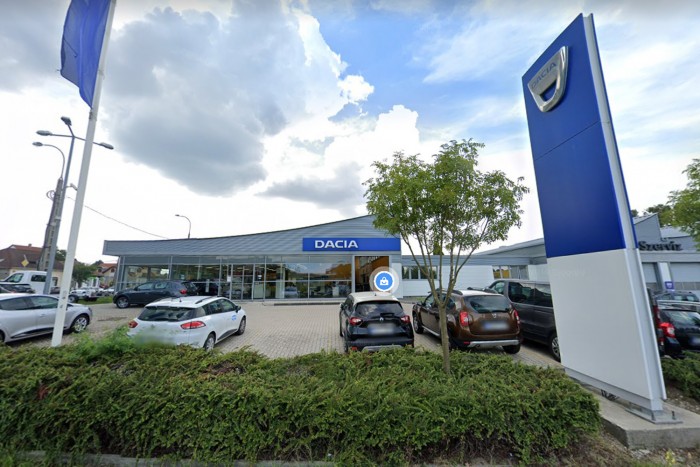 Öreg Mazda helyett új Dacia? 3 Öreg Mazda helyett új Dacia? 3
