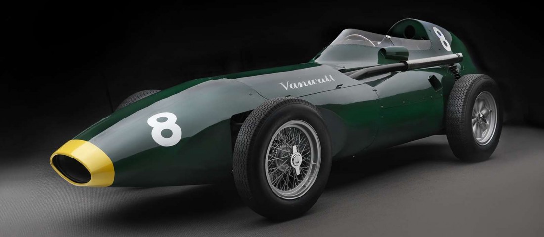 Feltámasztja világbajnok versenyautóját a Vanwall