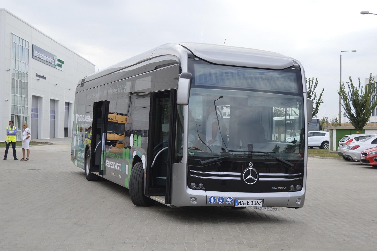 Ezt az e-buszt szánja Magyarországnak a Mercedes 1