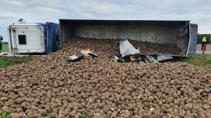 Bolygók együttállása kell hozzá, hogy ilyen bizarr balesetet szenvedj, mint ez a két cseh nő 3 | Vezess Bolygók együttállása kell hozzá, hogy ilyen bizarr balesetet szenvedj, mint ez a két cseh nő 3