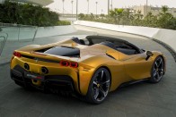 1000 lóerős a Ferrari hibrid roadstere 20