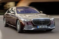 Új mércét állított a Mercedes: itt a Maybach S-osztály 37