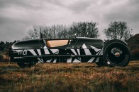 Különkiadással búcsúzik a legvidámabb kompakt sportautó 24