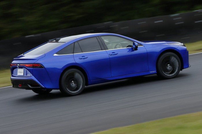 Minden, amit a vadonatúj Toyota Mirairól tudni szeretnél 8