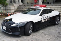 Luxusautóval járhatnak egy vidéki nagyváros rendőrei 8