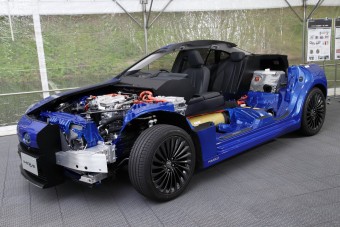 Minden, amit a vadonatúj Toyota Mirairól tudni szeretnél