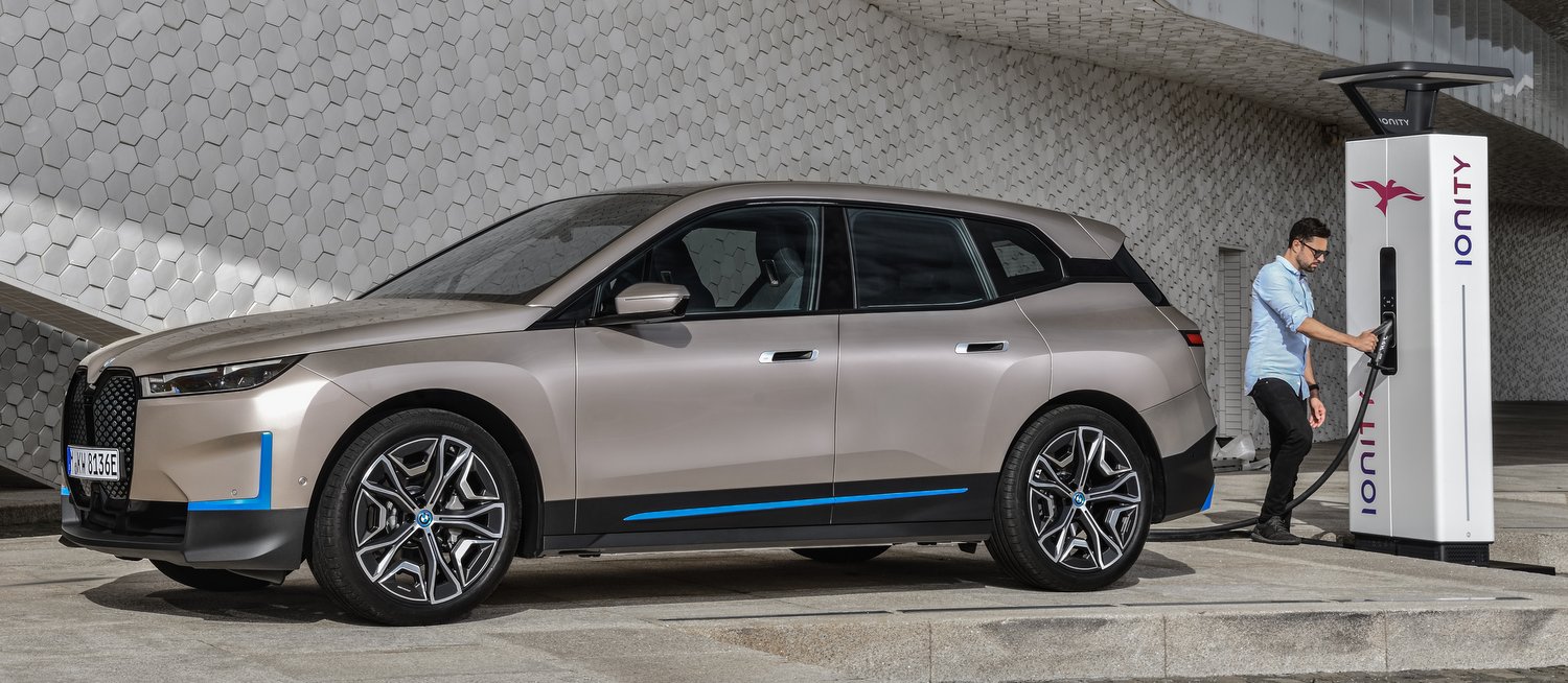 Böhöm nagy villanyautó a BMW-től 13