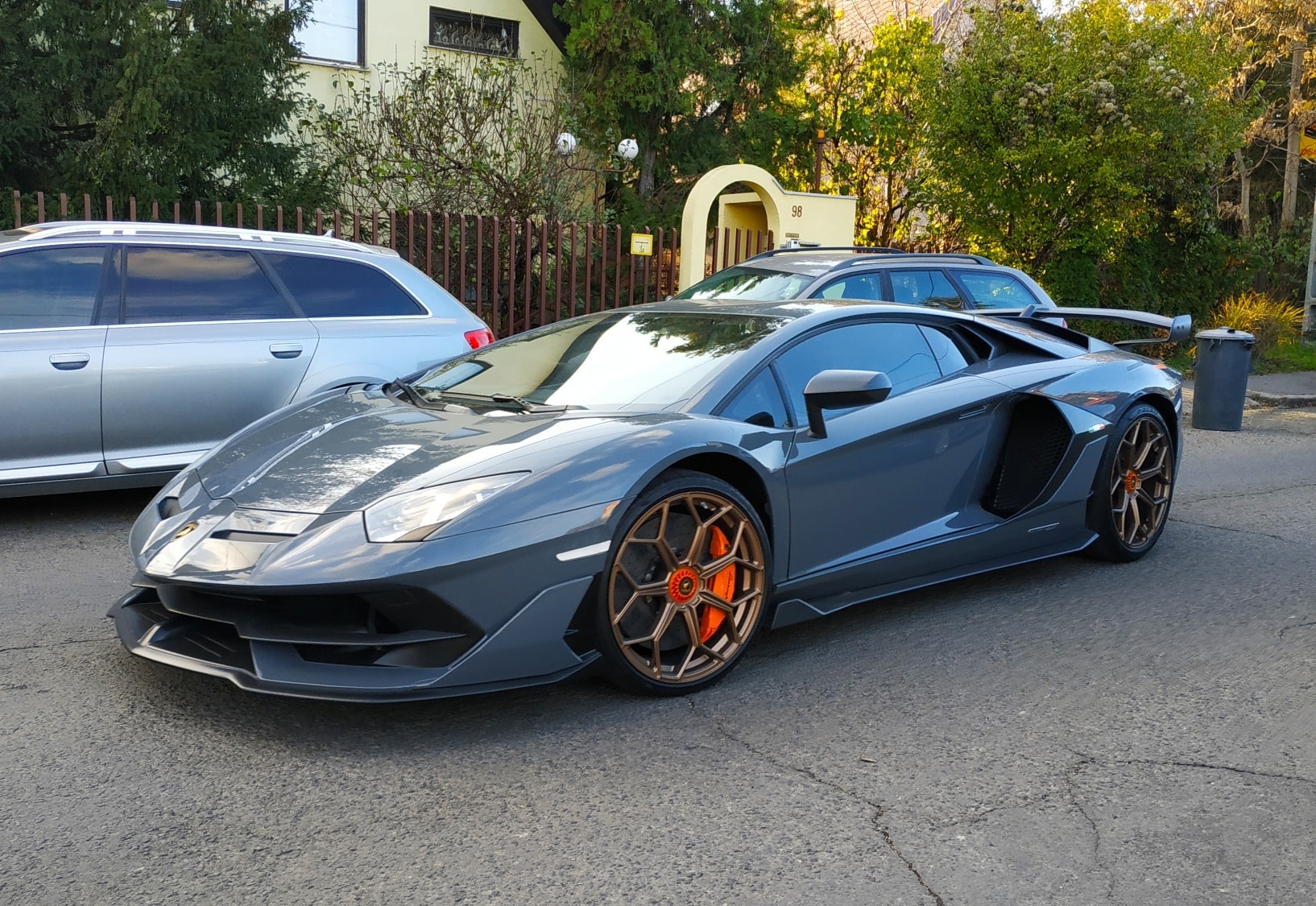 Nagyon ritka és nagyon drága sportautót fotóztak Budapesten 1 | Vezess Nagyon ritka és nagyon drága sportautót fotóztak Budapesten 1
