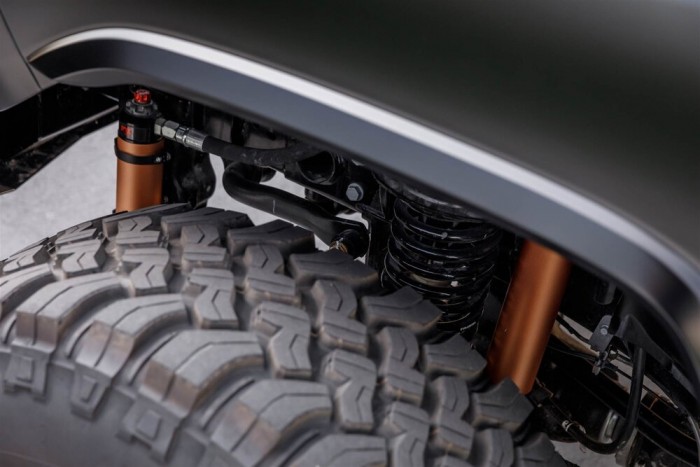 Ez a kisteherautó drágább, mint egy Rolls-Royce 6