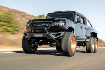 Ez a kisteherautó drágább, mint egy Rolls-Royce