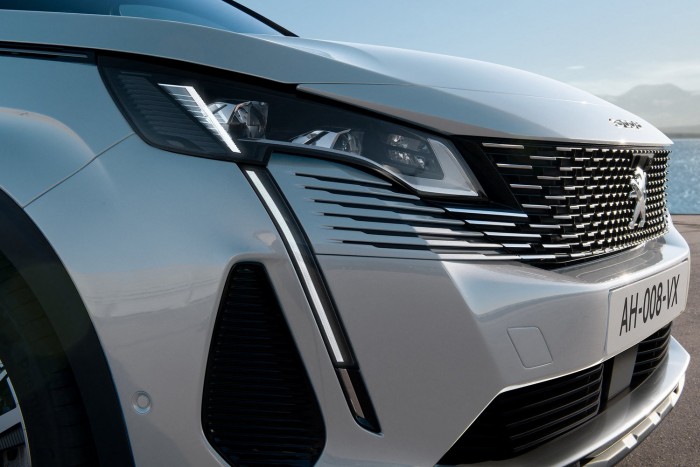 Peugeot E 3008 Mk3 2023 To Lead