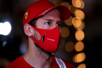 F1: Óriási lökést kaphat az Aston Martin és Vettel
