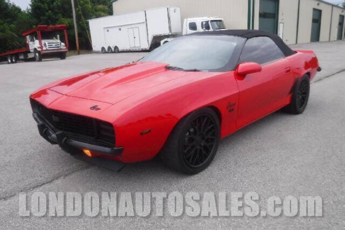 Gondolnád, hogy ez egy 2002-es Camaro?