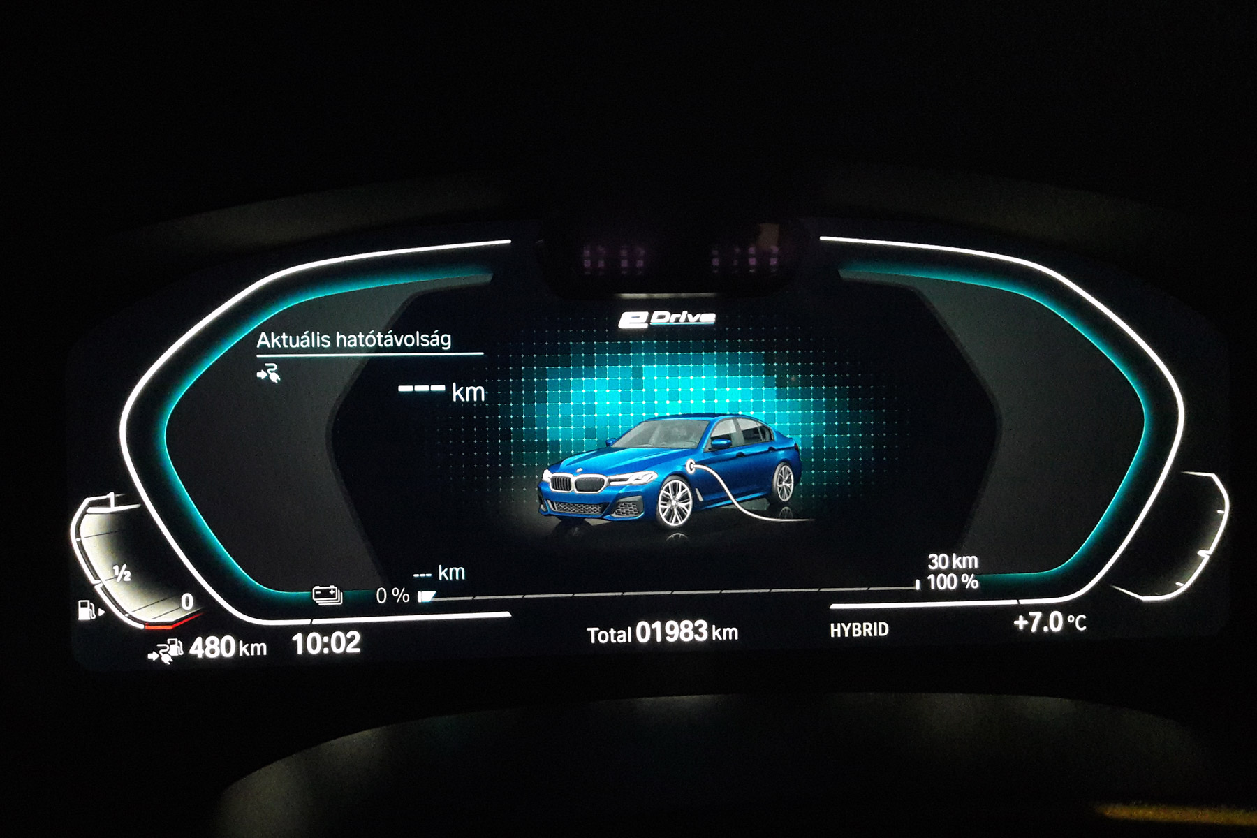 Erre a BMW-re nincsenek szavak, de baja sincs sok 32