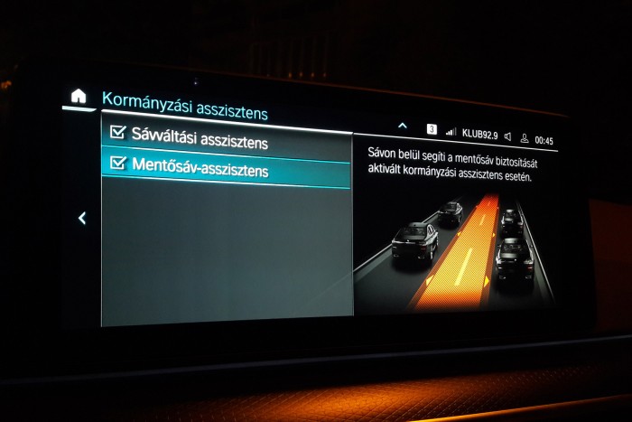 Erre a BMW-re nincsenek szavak, de baja sincs sok 165 Erre a BMW-re nincsenek szavak, de baja sincs sok 165