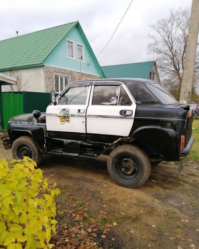 Ez történik, amikor egy UAZ és egy Volga összegyűri a lepedőt 7
