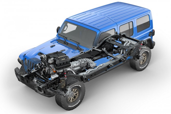 Igazi versenymotort kapott a legendás terepjáró 7