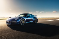 A 911 Turbo S-hez már jó, ha van egy kifutópálya 30