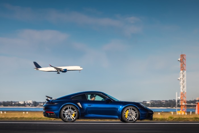 A 911 Turbo S-hez már jó, ha van egy kifutópálya 7