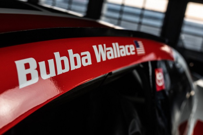 Beszáll a NASCAR-ba Michael Jordan 5