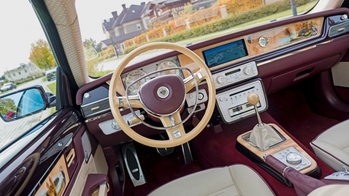 A keleti kényelem netovábbja ez a kézműves, orosz luxuskupé 3