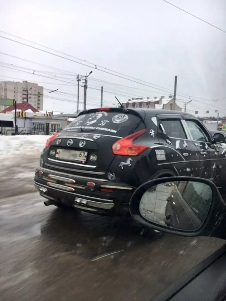 17 fotó rémesre tuningolt verdákról, amikre még ránézni is fáj 7 17 fotó rémesre tuningolt verdákról, amikre még ránézni is fáj 7