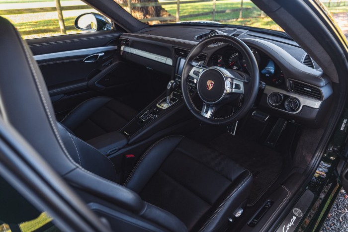 Ilyen 911 Club Coupéból csak kettő van a világon 6