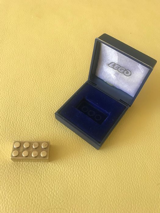 Ez az apró, egyszerű kocka a világ legdrágább Legója 3