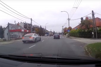 Egy Porsche és egy Audi vezetője vesztette el önuralmát Érden, mint a vad, ki letépte láncát