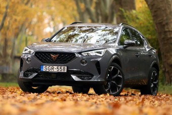 Erős kezdés egy új márkától - Cupra Formentor teszt