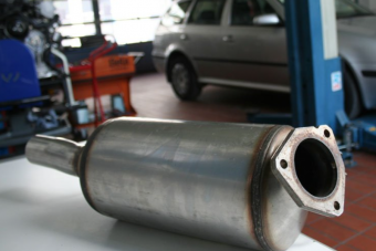 Drága hibája derült ki a kereskedésből vásárolt autónak, mit tehetek?