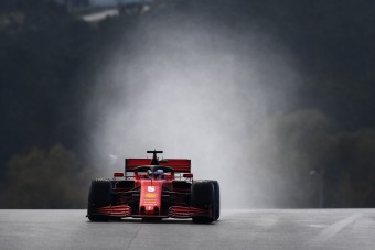 F1: Előjöttek az év eleji problémák a Ferrarinál