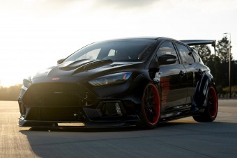 Brutálisan néz ki a tuningolt Ford Focus ST