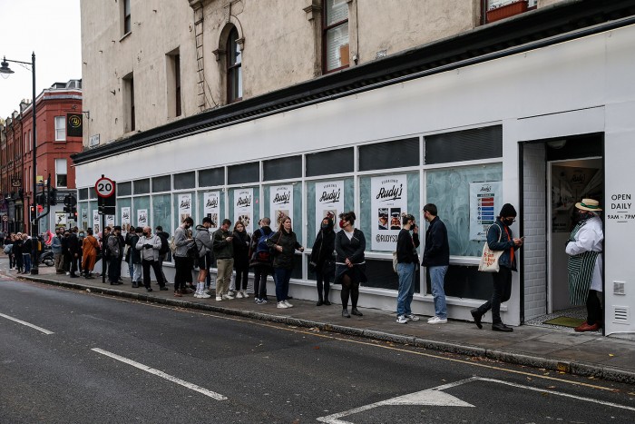 Megnyílt Anglia első állandó vegán hentesboltja 2