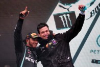 F1: A Mercedes direkt szítja a feszültséget 1