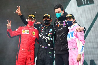 Hamilton: Remélem, jövőre még jobb évünk lesz!