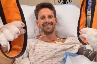 F1: Grosjean üzeni, jól van a bukás után