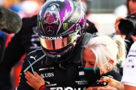 F1: Hamilton nem a világbajnoki címekre a legbüszkébb 3