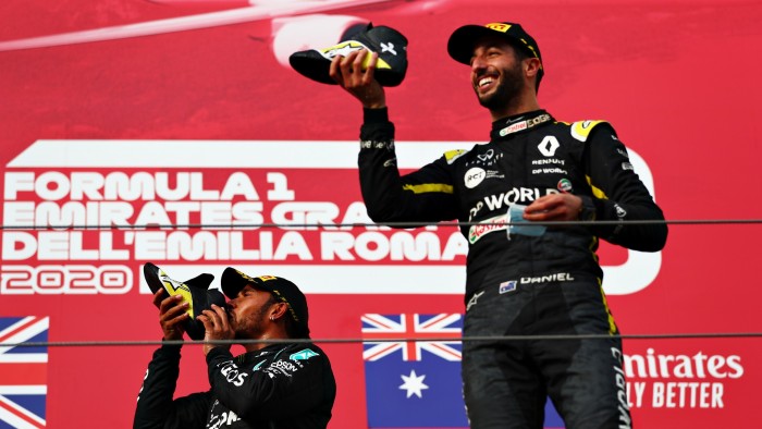 F1: Hamilton nyert Imolában, a Mercedes újra bajnok lett 2