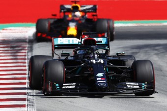 F1: Verstappen előre lemondott a bajnoki címről
