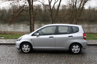 Német dízel helyett jöjjön a benzines japán?