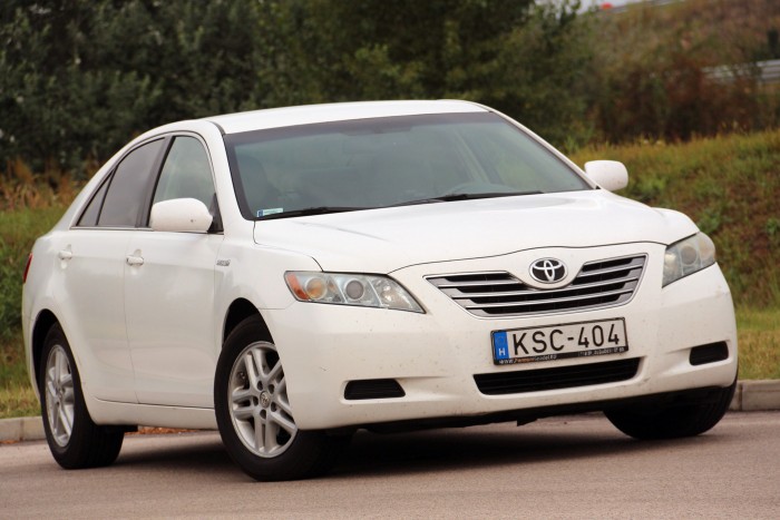 Ez a hibrid Toyota jobb vétel a Priusnál? 1 Ez a hibrid Toyota jobb vétel a Priusnál? 1