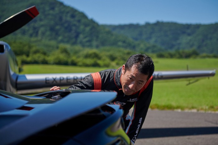 Műrepülő világbajnok tervezte ezt az autót 7