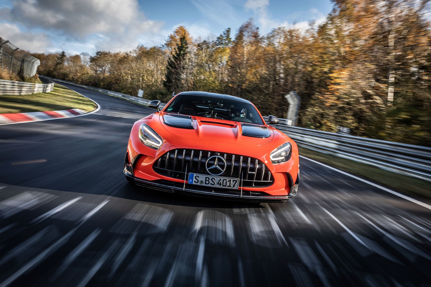 Most a Mercedes-AMG GT Black Series a leggyorsabb szériaautó a Nürburgringen 7