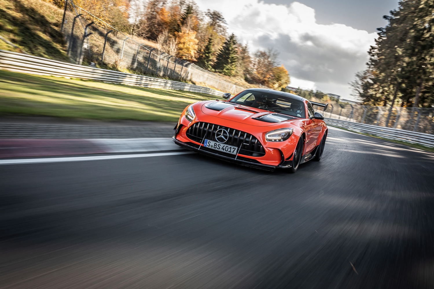 Most a Mercedes-AMG GT Black Series a leggyorsabb szériaautó a Nürburgringen 6