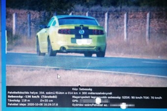 Traffipaxfotót hamisíthatott a rendőrség
